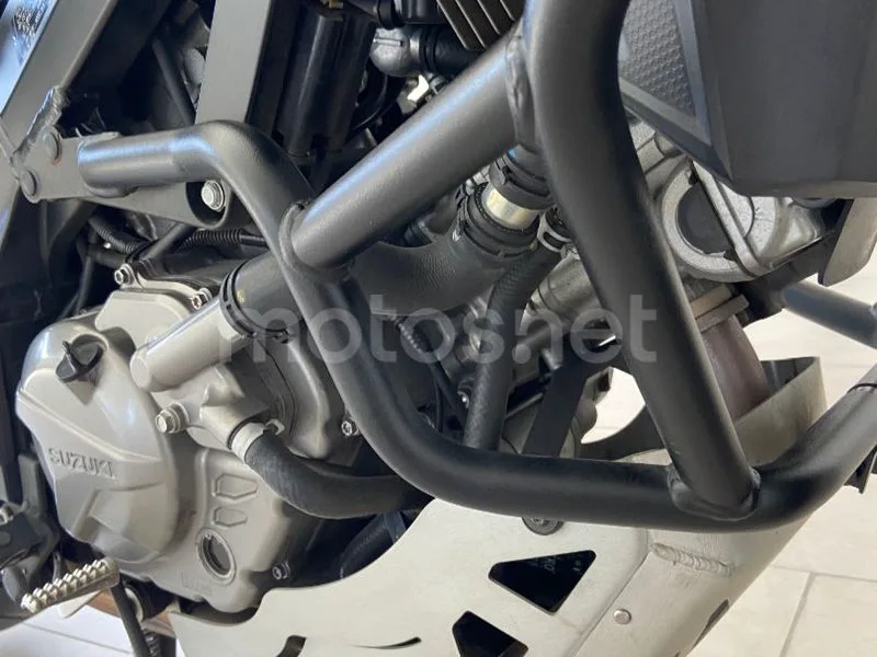 Suzuki V-Strom 650 - Vista 6