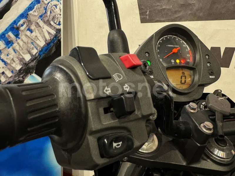 Kawasaki ER-6n - Vista 12