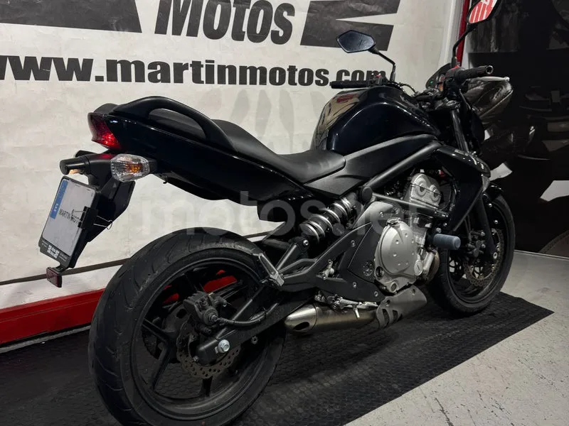 Kawasaki ER-6n - Vista 3