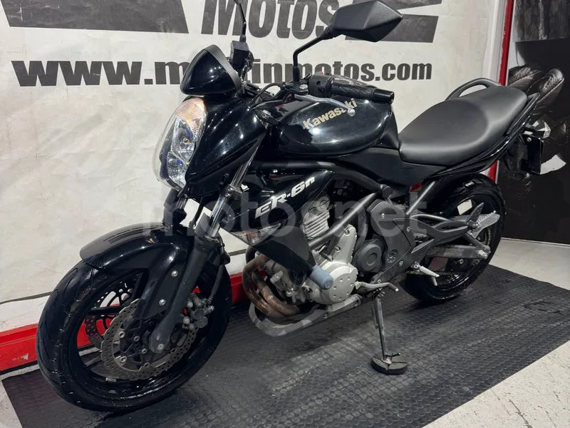 Kawasaki ER-6n - Vista 6