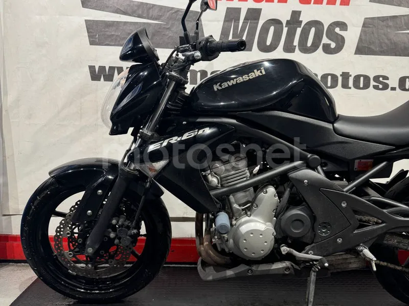 Kawasaki ER-6n - Vista 7