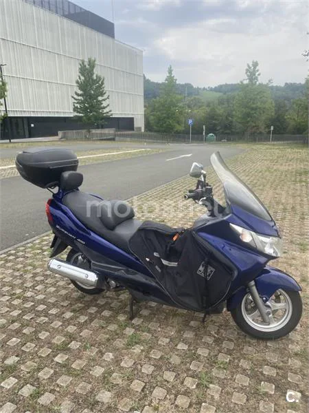 Suzuki Burgman 400 1200 € 2005 Gipuzkoa - 1