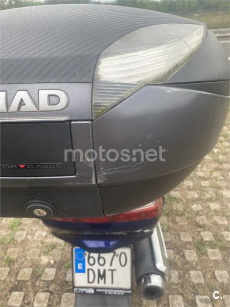Suzuki Burgman 400 - Vista 3
