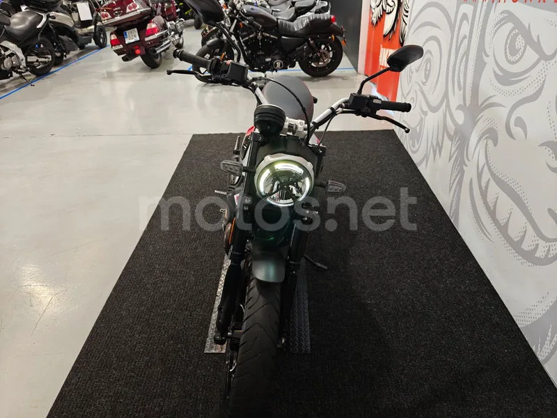 Ducati Scrambler - Vista 4