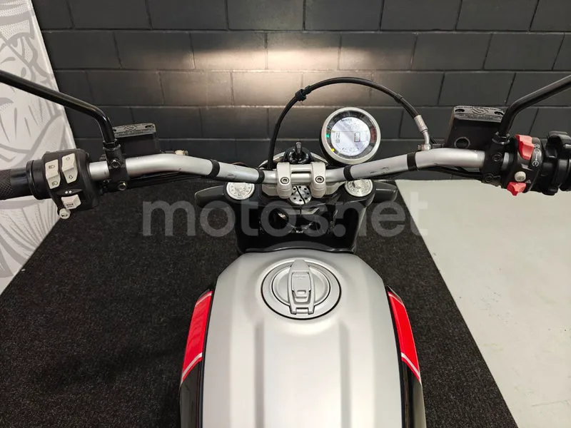 Ducati Scrambler - Vista 8