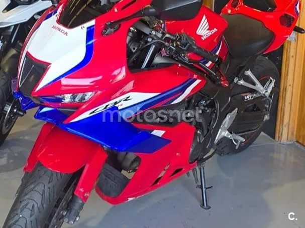 Honda CBR650R - Vista 3