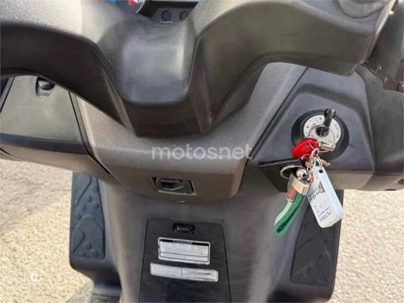 Kymco Super Dink 300 - Vista 12