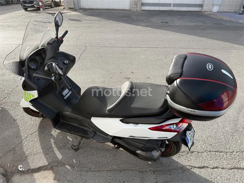 Kymco Super Dink 300 - Vista 7