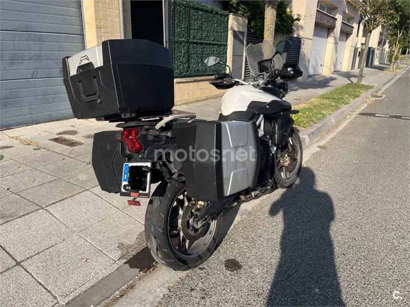 Triumph Tiger 800 3260 € 2011 Navarra - 2