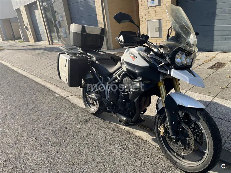 Triumph Tiger 800 - Vista 4