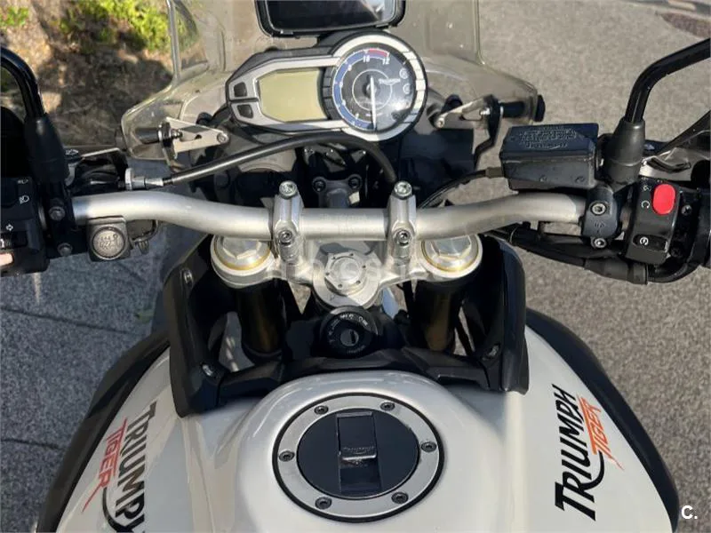 Triumph Tiger 800 - Vista 5