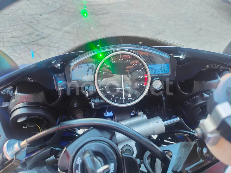 Yamaha YZF-R1 - Vista 17