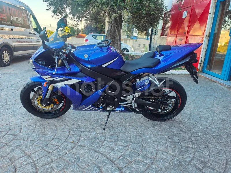 Yamaha YZF-R1 - Vista 4