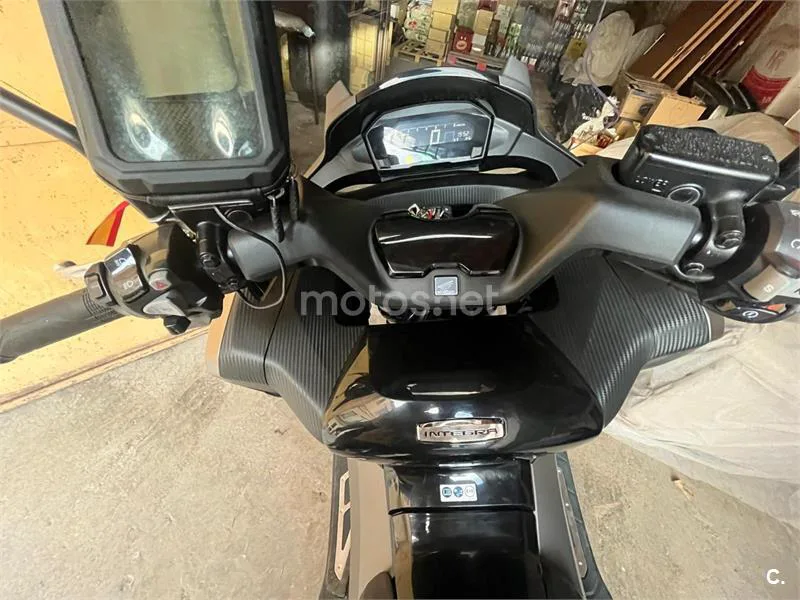 Honda Integra 750 S - Vista 3
