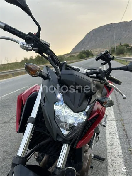 Honda CB500F - Vista 3