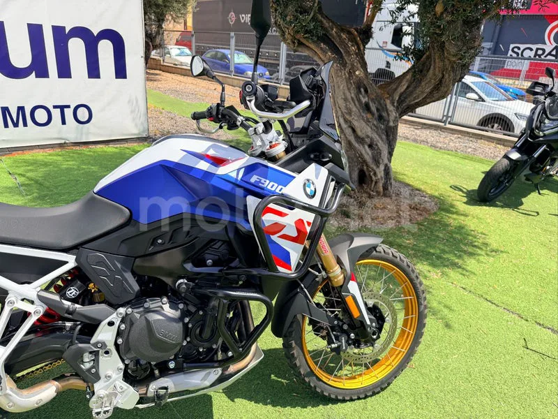 BMW F 900 GS - Vista 7