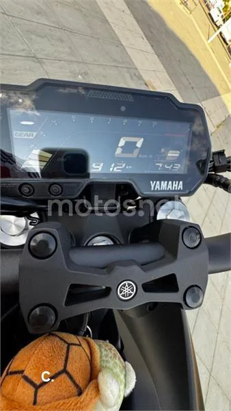 Yamaha MT-125 - Vista 3