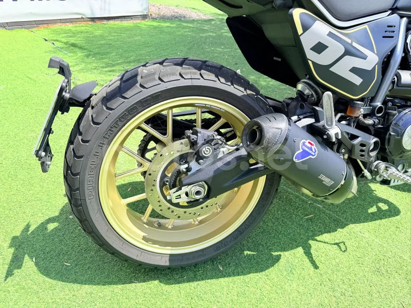 Ducati Scrambler - Vista 11