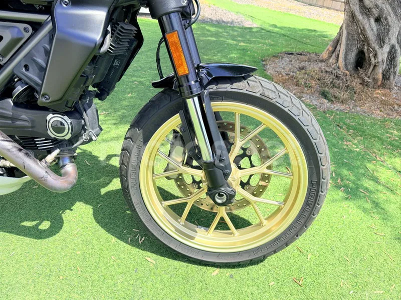 Ducati Scrambler - Vista 5