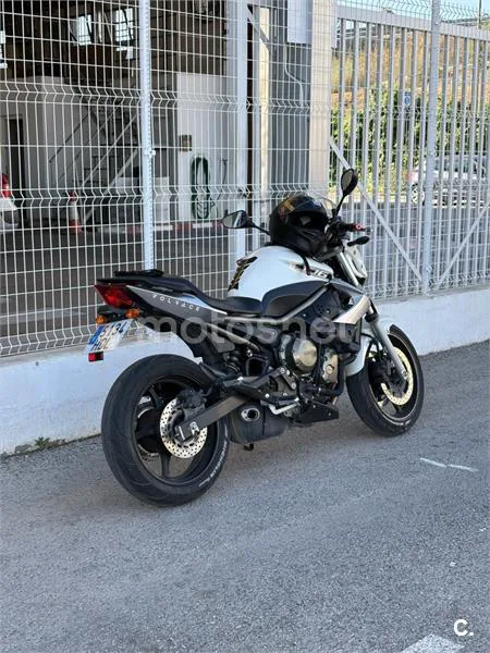 Yamaha XJ6 Diversion N - Vista 5