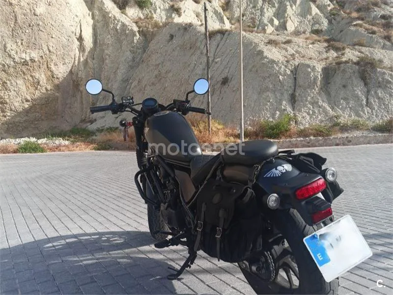 Honda Rebel 500 - Vista 4