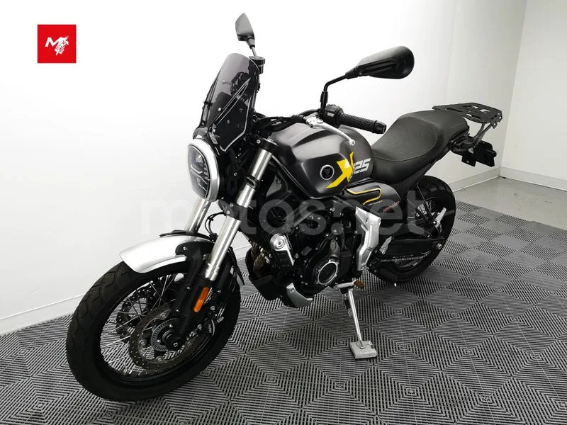 Voge 525ACX - Vista 17