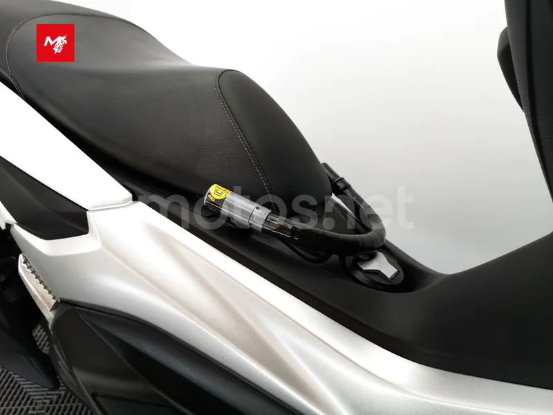 Yamaha NMAX - Vista 15