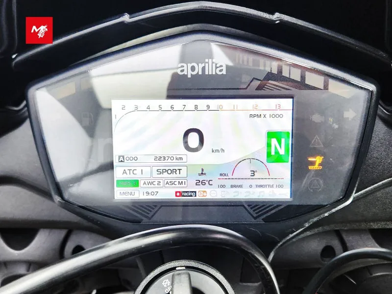 Aprilia Tuono V4 1100 Factory - Vista 8