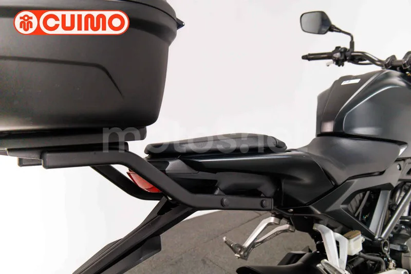 Honda CB125R - Vista 19