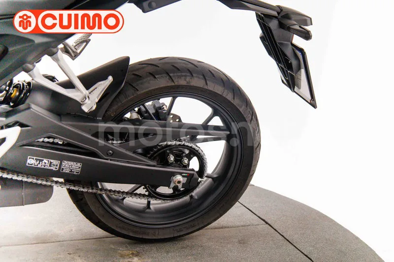 Honda CB125R - Vista 24