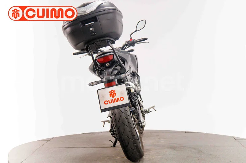 Honda CB125R - Vista 5