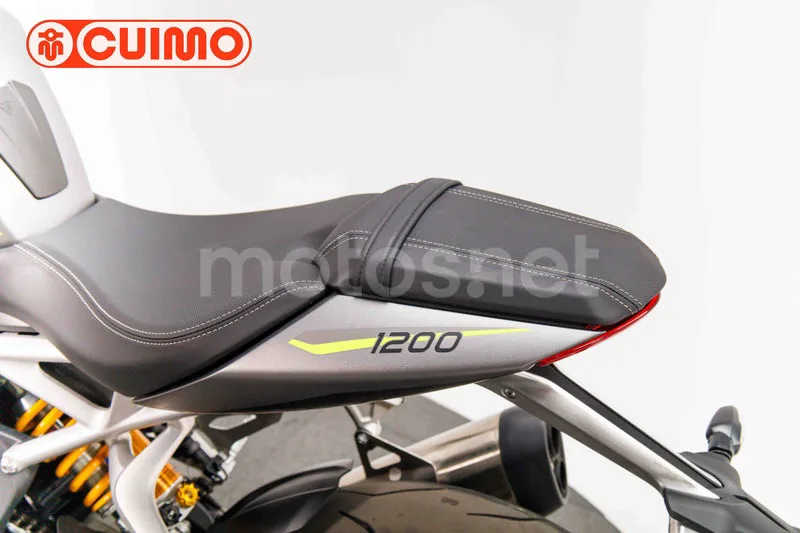 Triumph Speed Triple - Vista 21