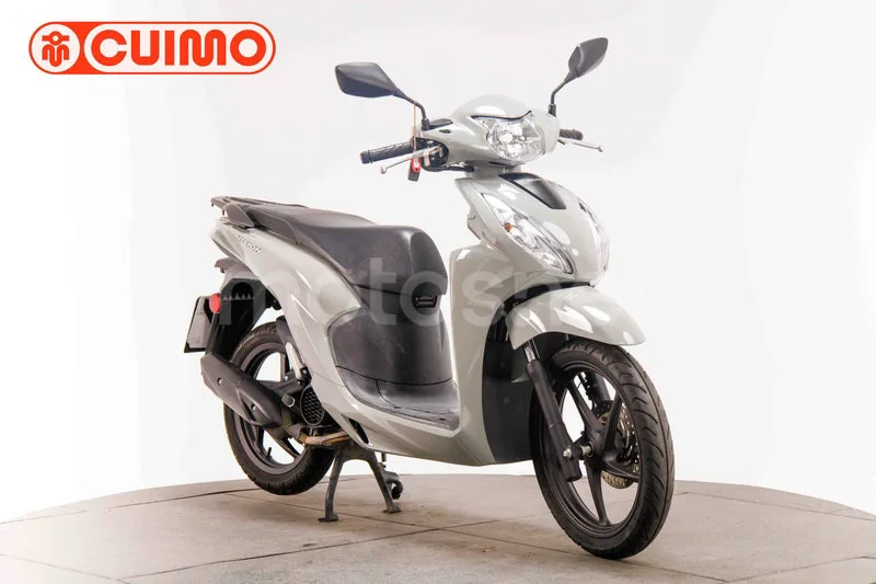 Honda Vision 110 1999 € 2023 Madrid - 1