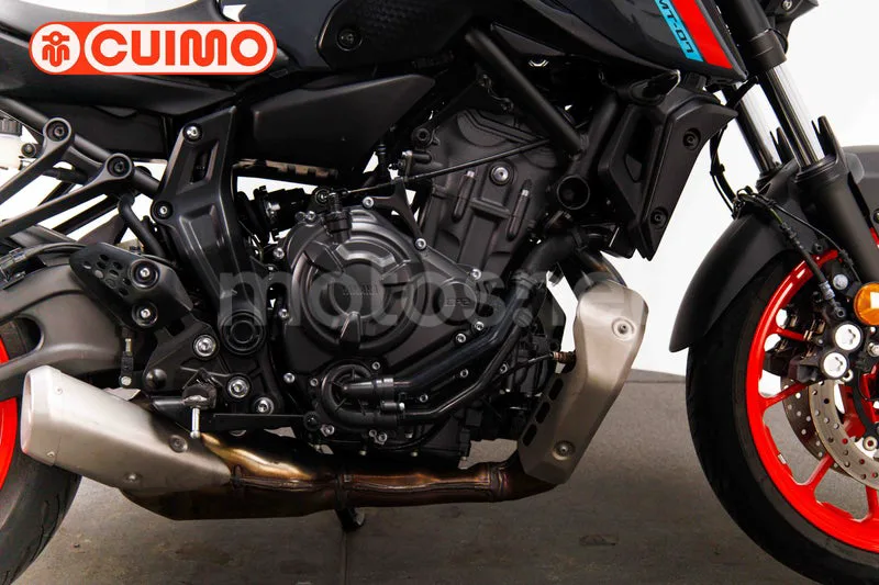 Yamaha MT-07 - Vista 13
