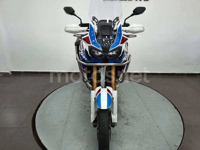 Honda CRF1000L Africa Twin - Vista 12