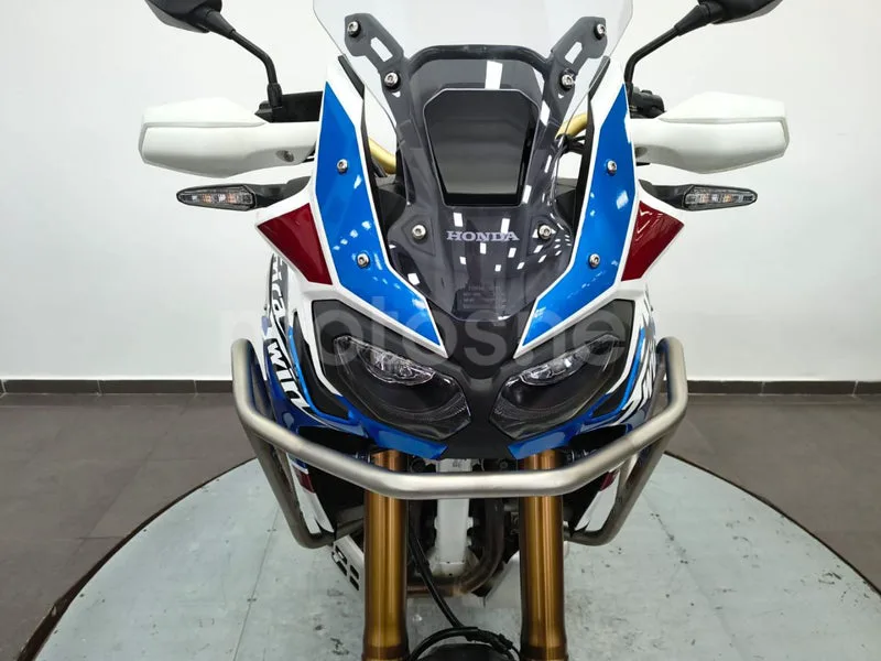 Honda CRF1000L Africa Twin - Vista 18