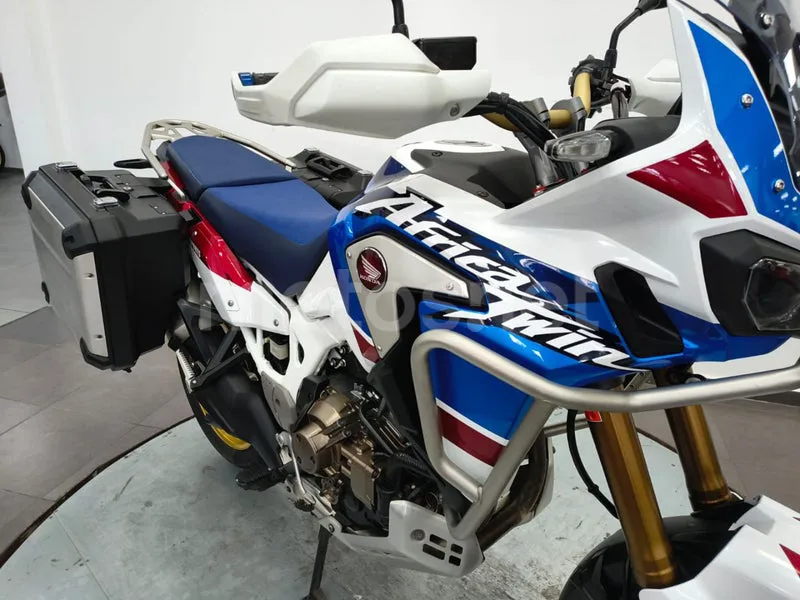 Honda CRF1000L Africa Twin - Vista 19