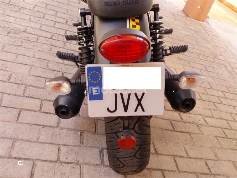 Moto Guzzi V9 - Vista 5