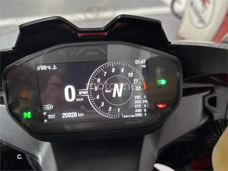 Ducati Panigale V2 - Vista 5
