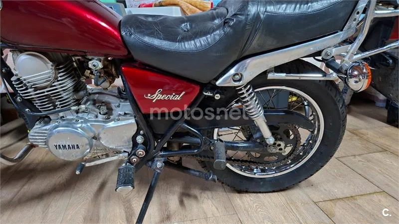 Yamaha SR250 Special - Vista 6