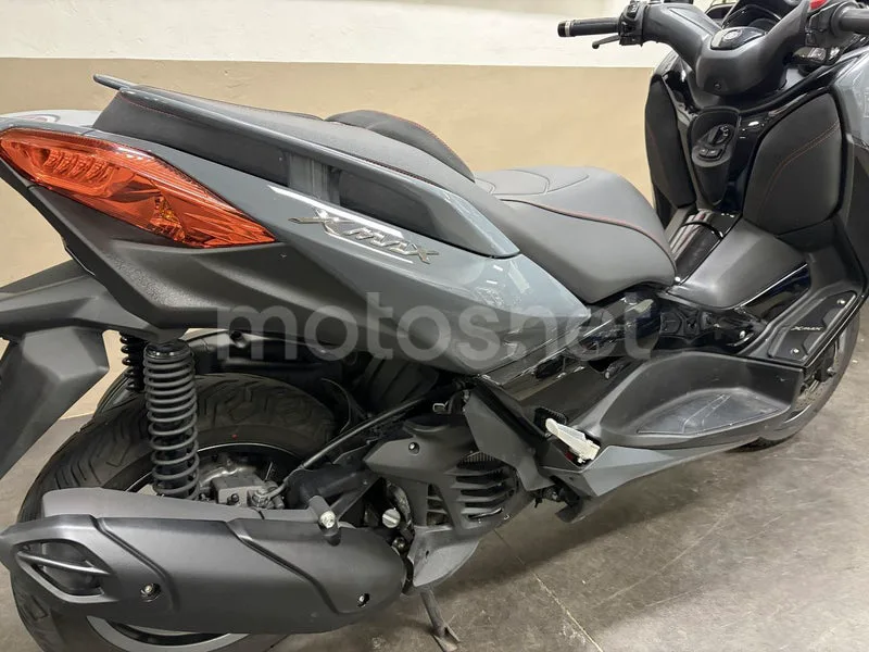 Yamaha XMAX 125 - Vista 7