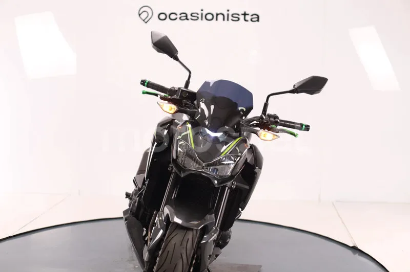 Kawasaki Z900 - Vista 7