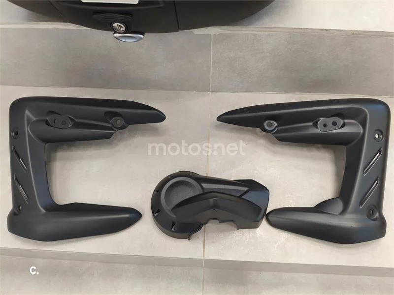 Triumph Street Triple - Vista 10