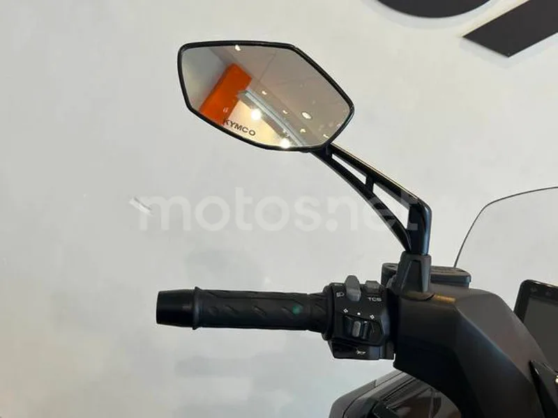 Kymco Super Dink 125 - Vista 11