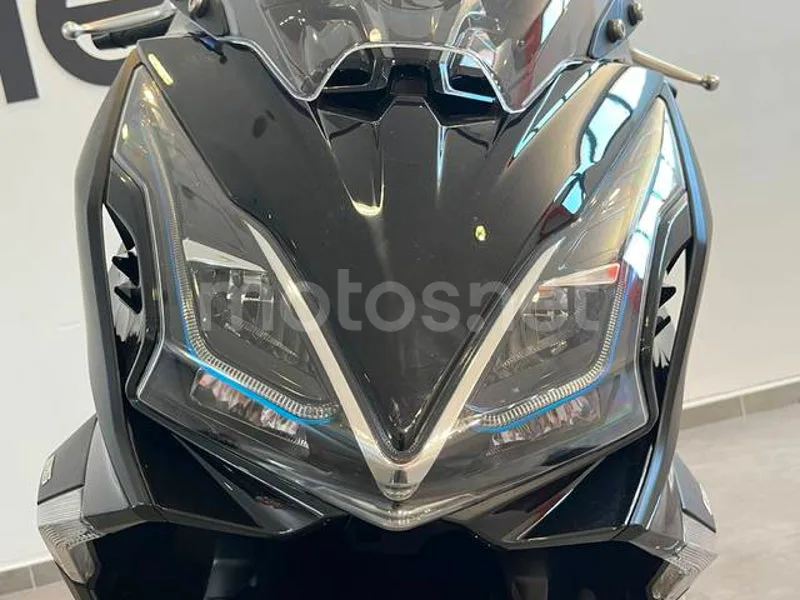 Kymco Super Dink 125 - Vista 10