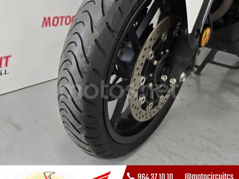 Honda NT1100 - Vista 6