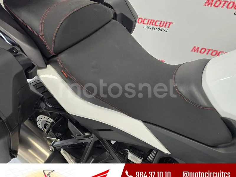 Honda NT1100 - Vista 10