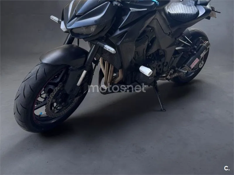 Kawasaki Z1000 - Vista 5