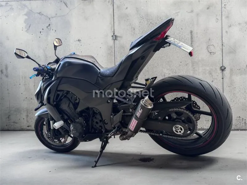 Kawasaki Z1000 - Vista 7
