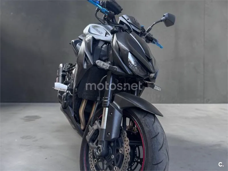 Kawasaki Z1000 - Vista 8